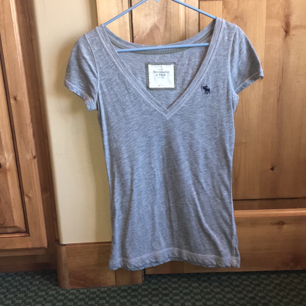 Soft Gray Deep V-neck Abercrombie Tee